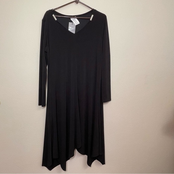 ZOE by Michael Phillips Black Handkerchief Dress With Embellished Collar - Picture 7 of 16